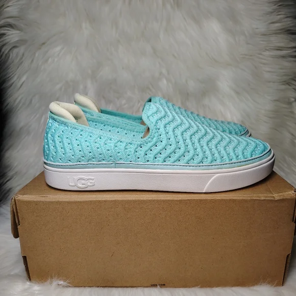 UGG Girls Caplan Slip-On Shoes - Picture 2 of 10